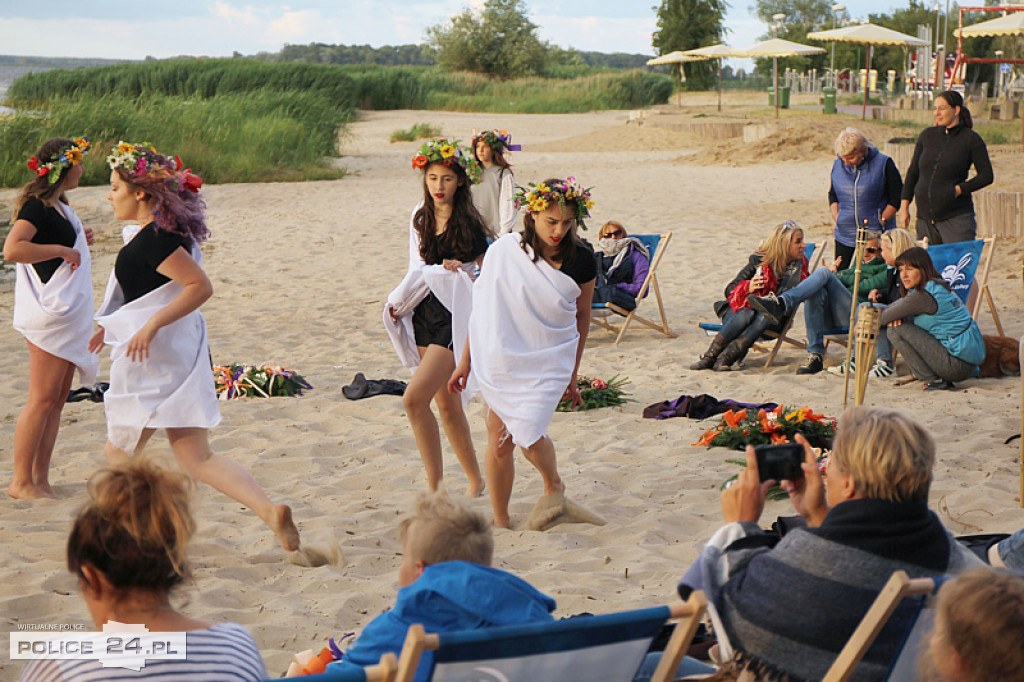 Noc Świętojańska na trzebieskiej plaży