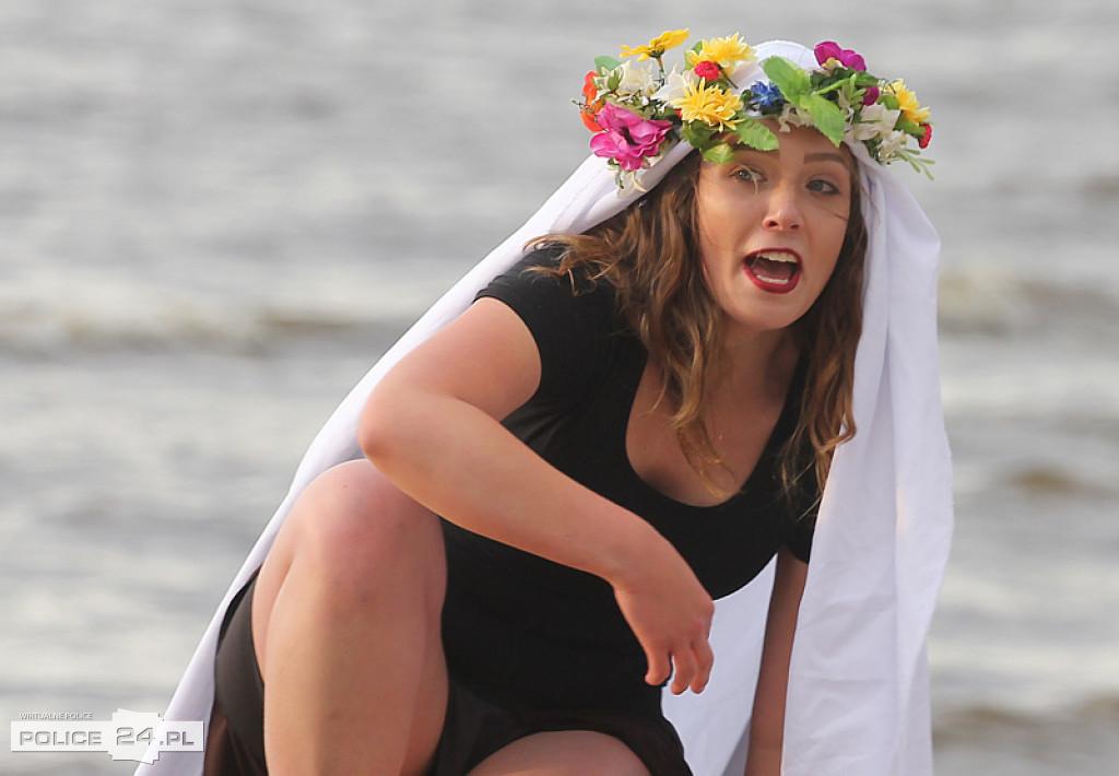 Noc Świętojańska na trzebieskiej plaży