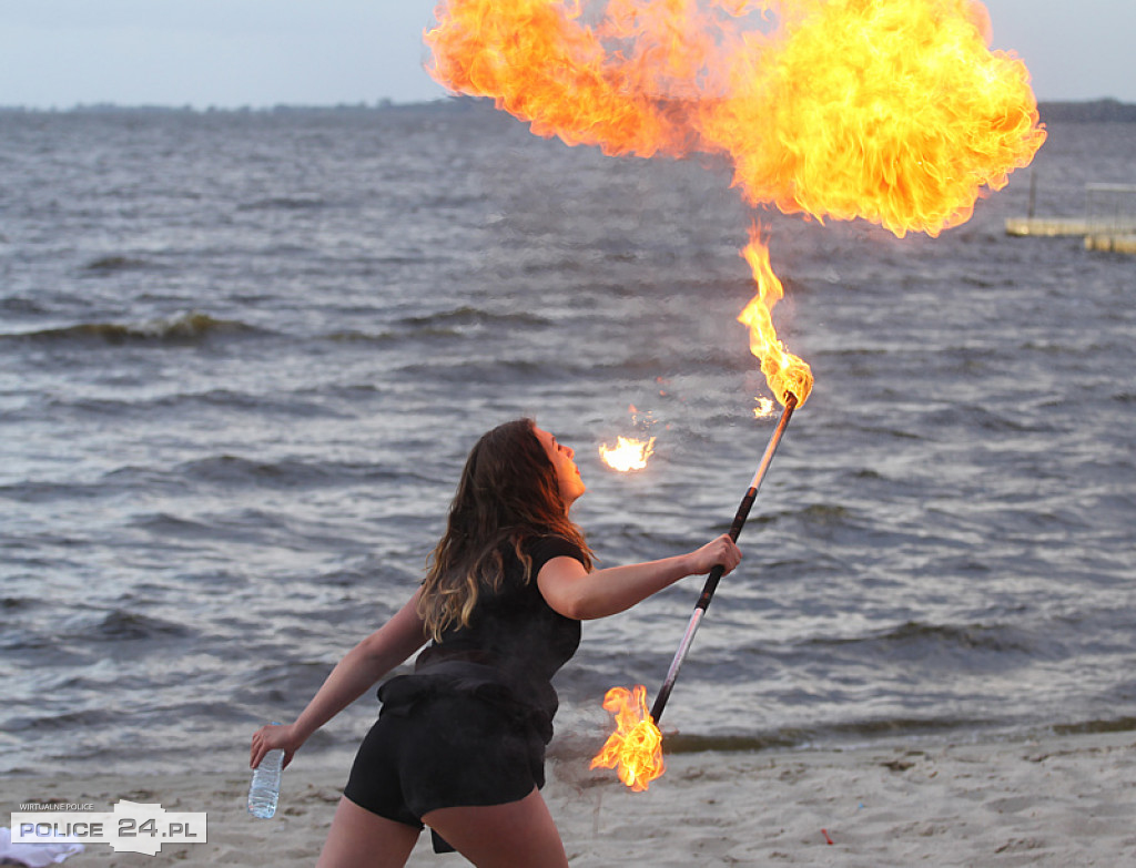 Noc Świętojańska na trzebieskiej plaży