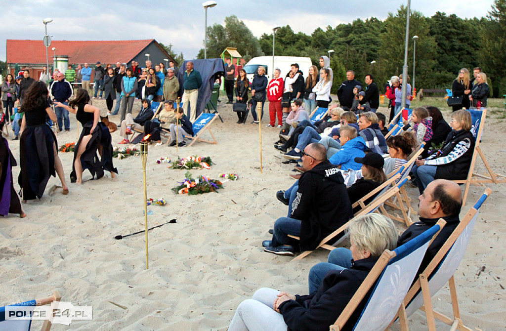 Noc Świętojańska na trzebieskiej plaży