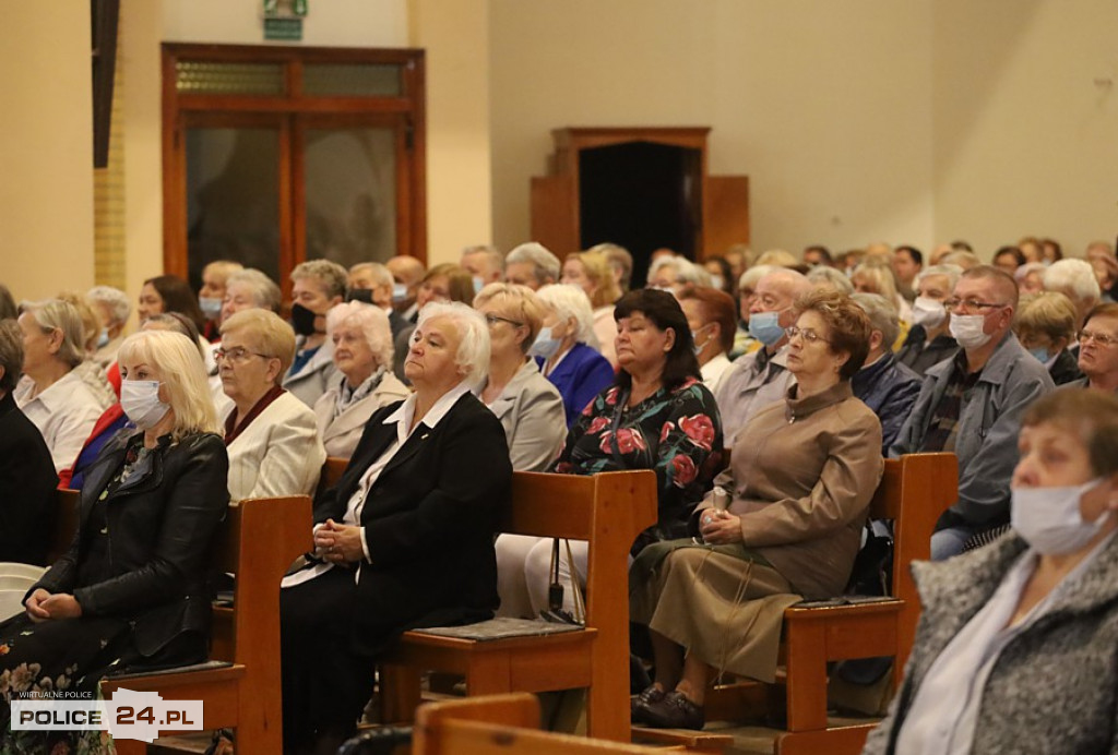 Policzanie podziękowali ks. kan. Waldemarowi Gasztkowskiemu