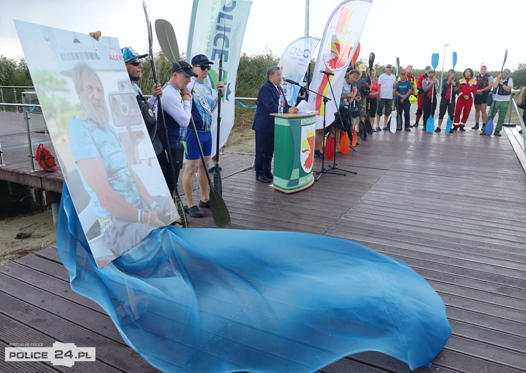 W Trzebieży otwarto promenadę im. Aleksandra Doby