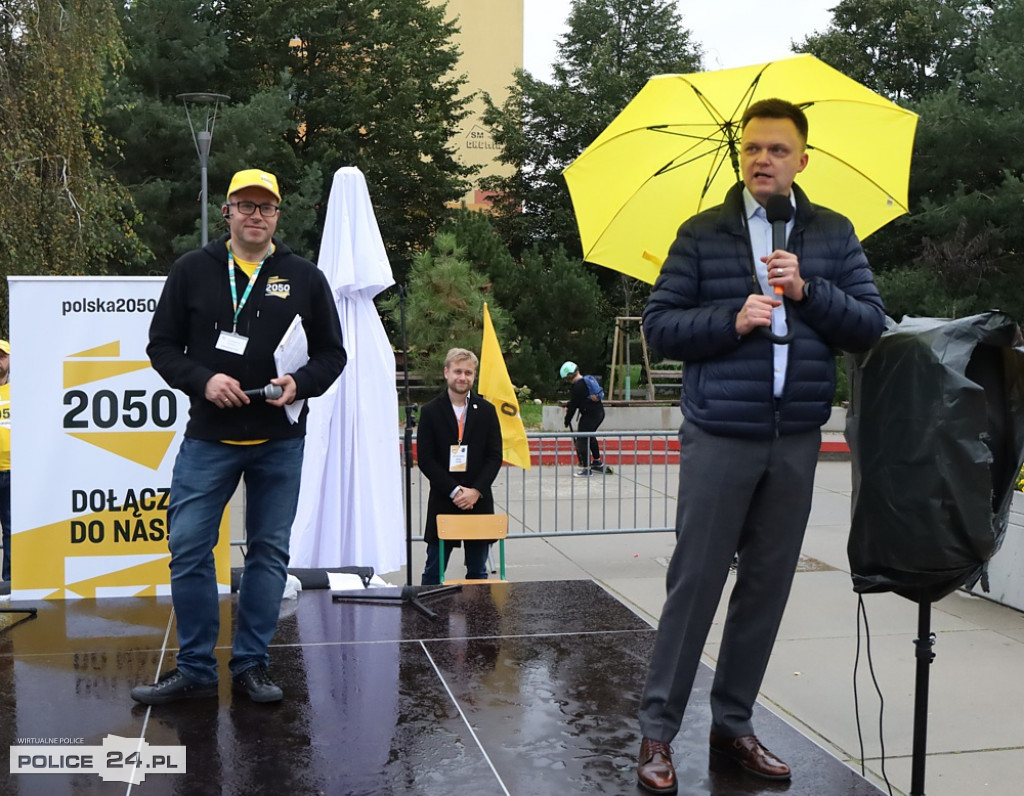 Szymon Hołownia w Policach