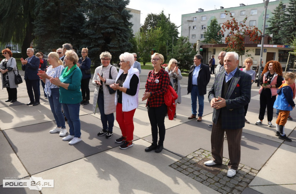 Odsłonięcie płaskorzeźby Bolesława Krzywoustego