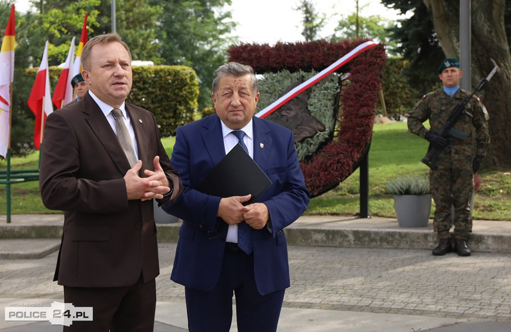 Odsłonięcie płaskorzeźby Bolesława Krzywoustego