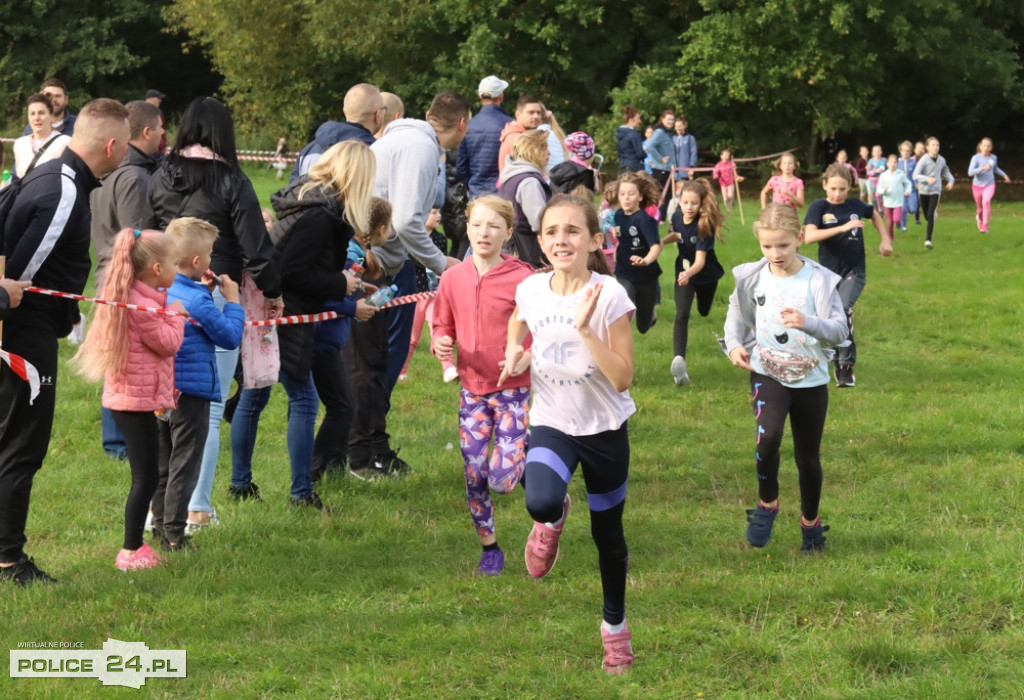 II edycja Szkolnej Ligi Biegów Przełajowych 2021/2022