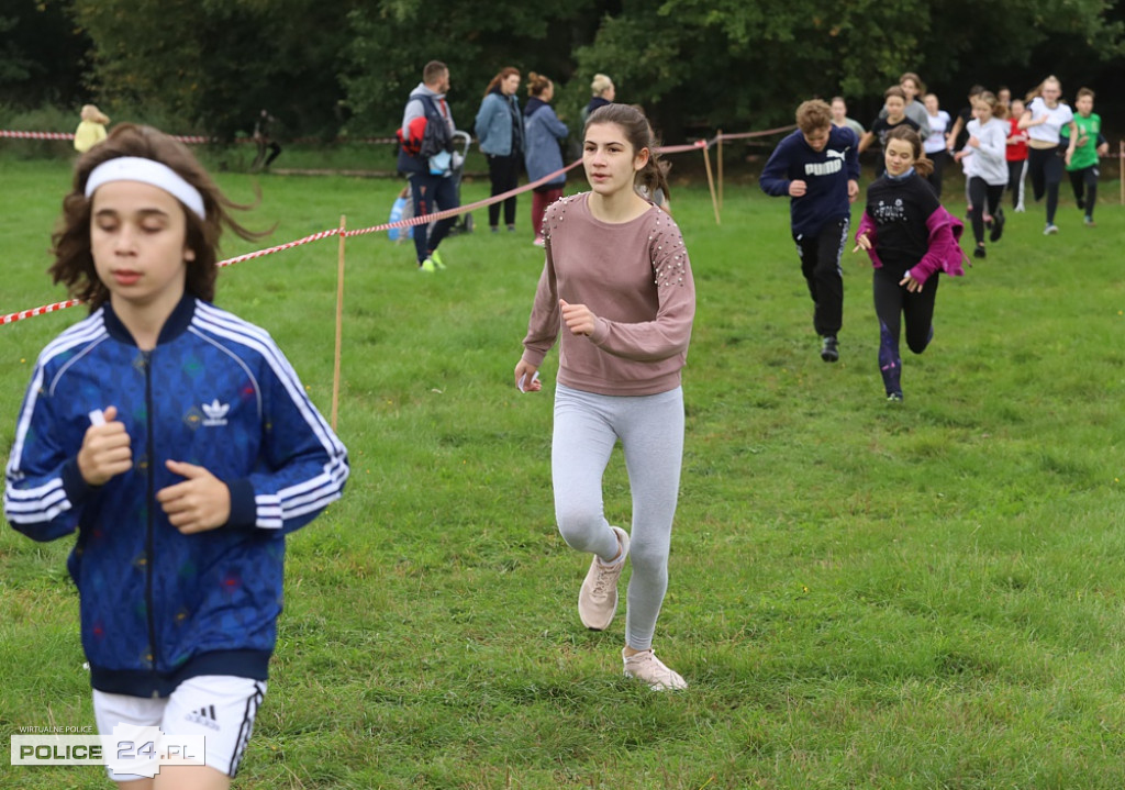 II edycja Szkolnej Ligi Biegów Przełajowych 2021/2022