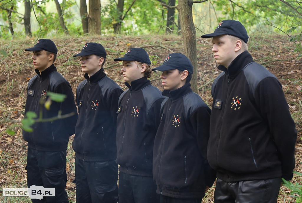 Uczą się jak być policjantem, strażakiem, żołnierzem