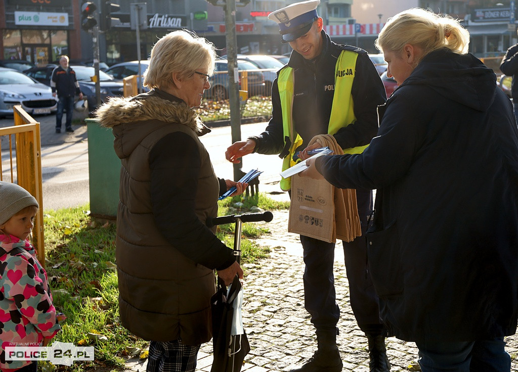 Odblaski trafiły do mieszkańców Polic
