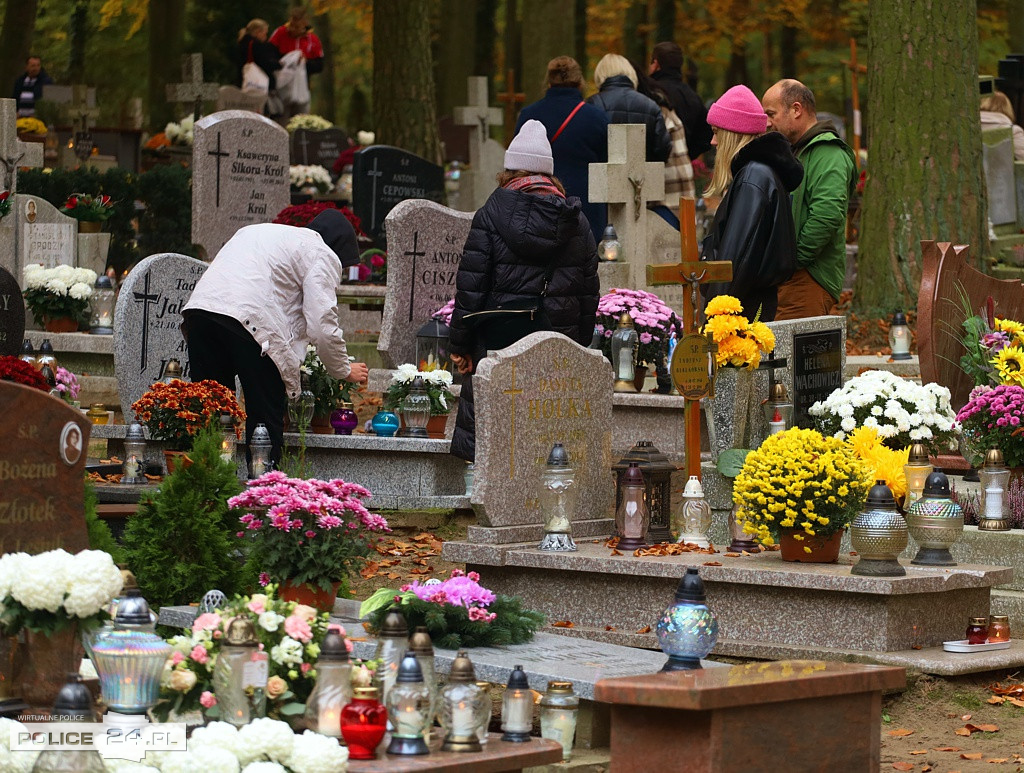 Wszystkich Świętych na polickim cmentarzu