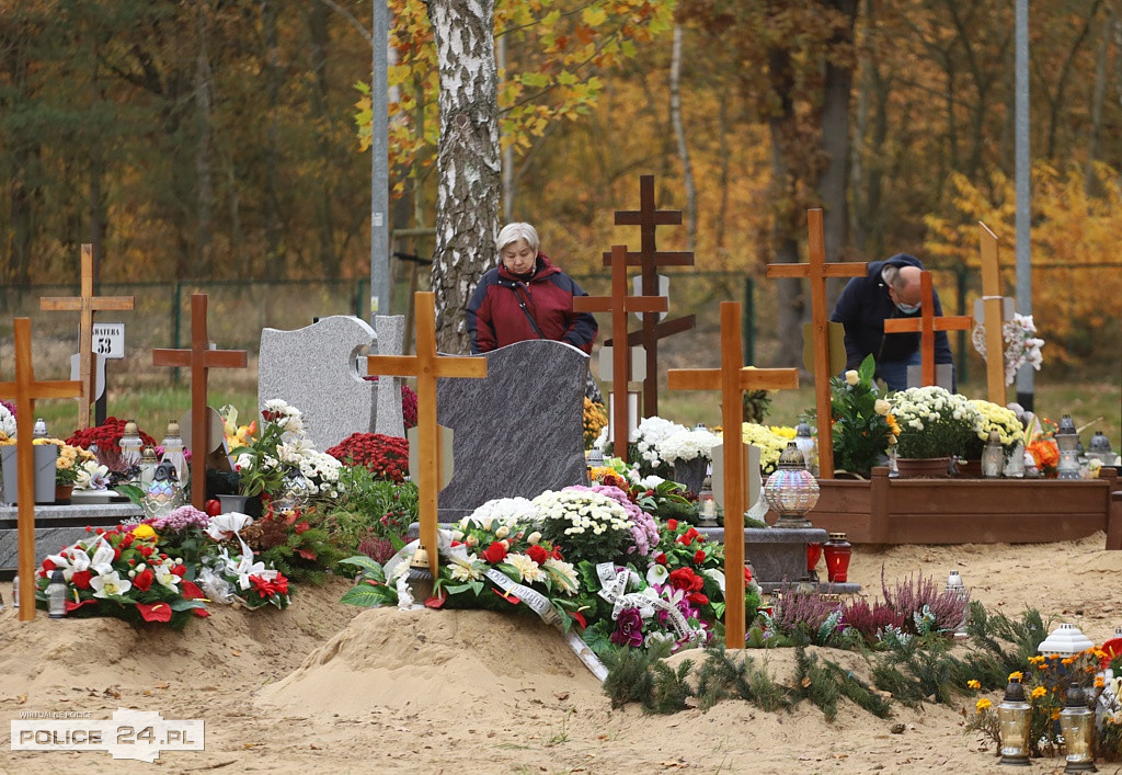 Wszystkich Świętych na polickim cmentarzu