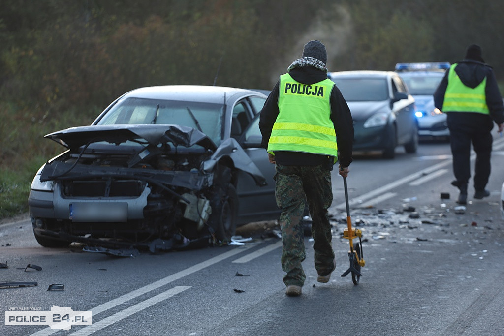 Zderzenie dwóch aut na ul. Jasienickiej w Policach