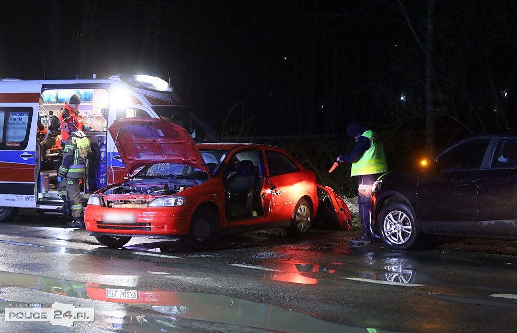 Zderzenie dwóch aut na ul. Kuźnickiej w Policach