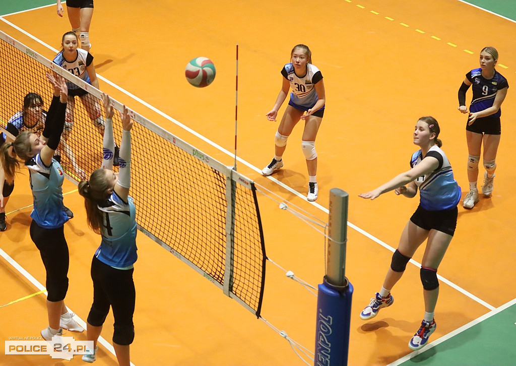 SMS Police wygrywa z PSPS Chemik Police 3:0