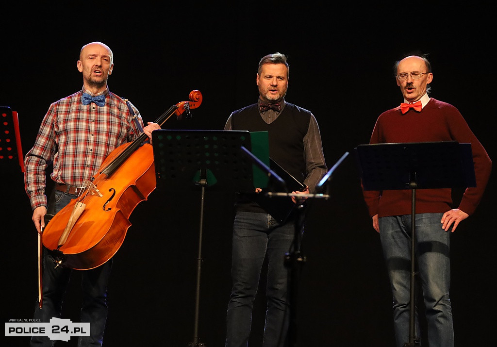 Kolędy i pastorałki zabrzmiały w polickim MOK