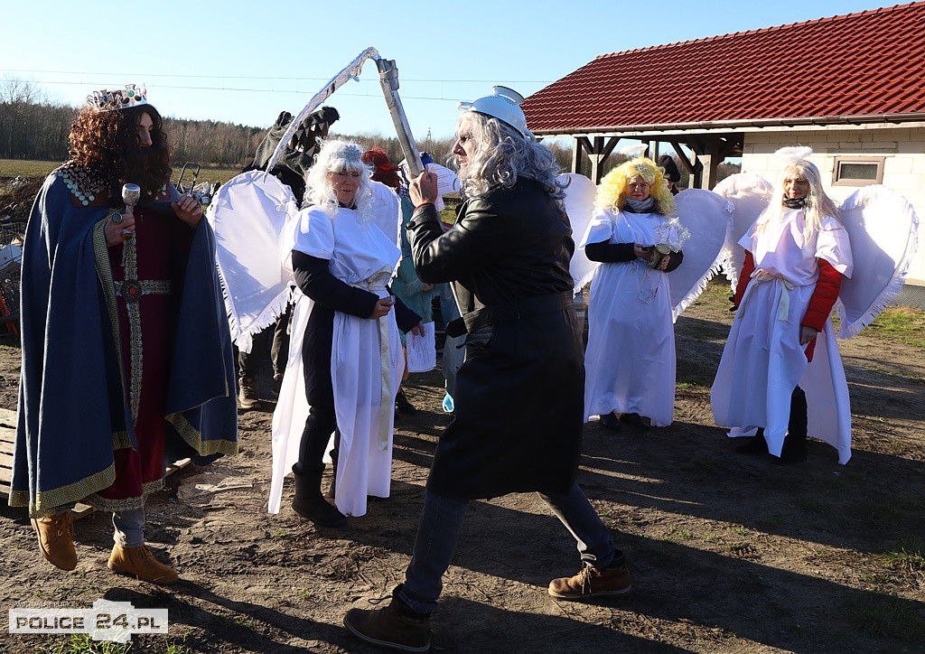 W Niekłończycy przywracają tradycję kolędowania