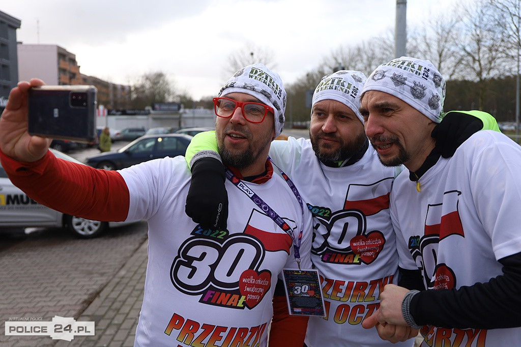 Biegnąc zbierali pieniądze dla WOŚP i Jasia