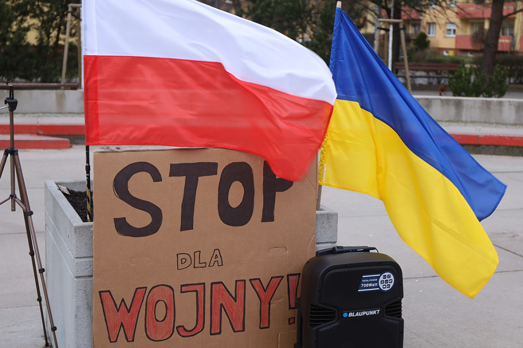 Manifestacja w Policach przeciwko wojnie