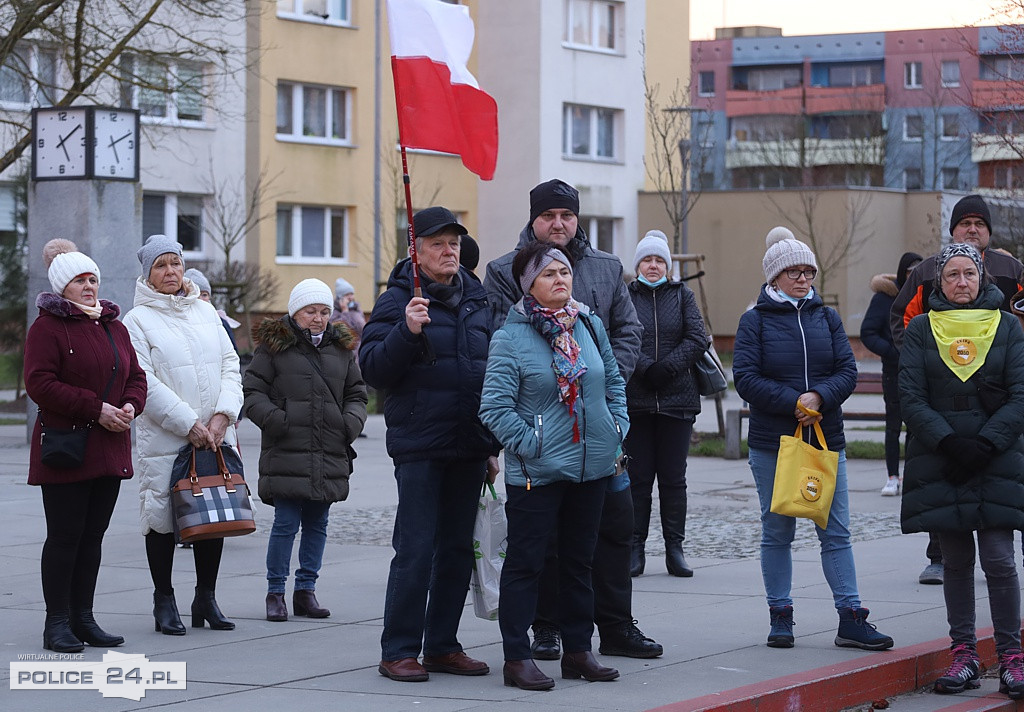 Manifestacja w Policach przeciwko wojnie