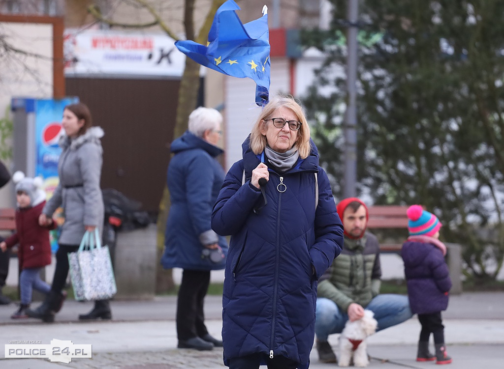 Manifestacja w Policach przeciwko wojnie