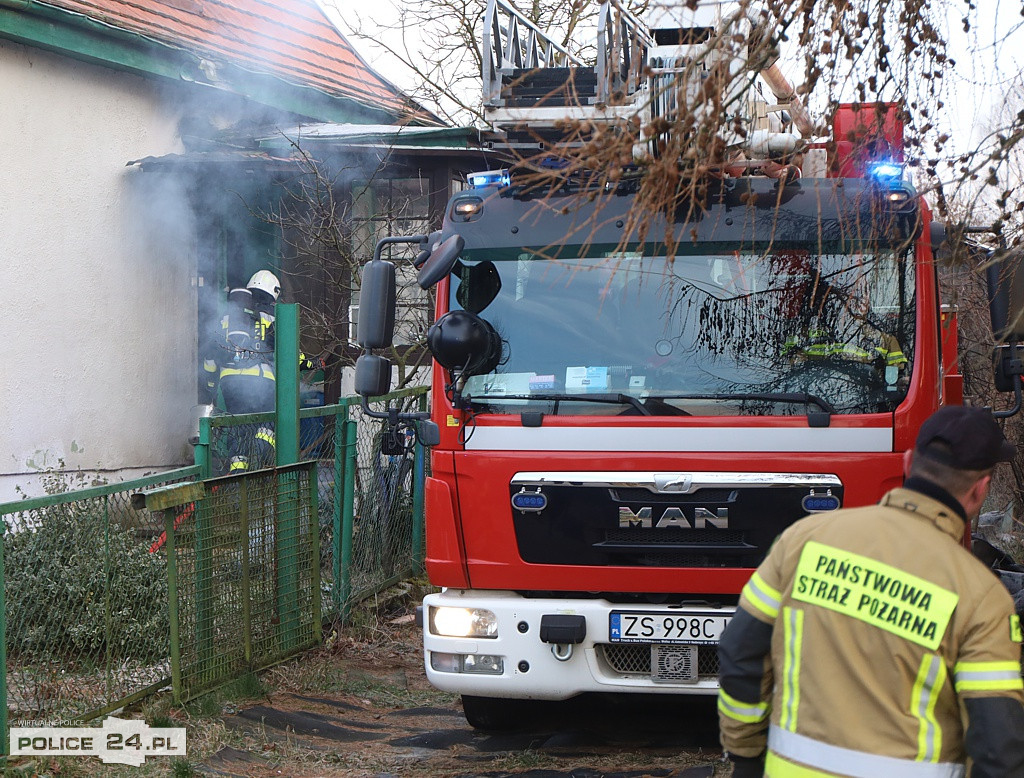 Trzebież: Pożar sadzy w kominie