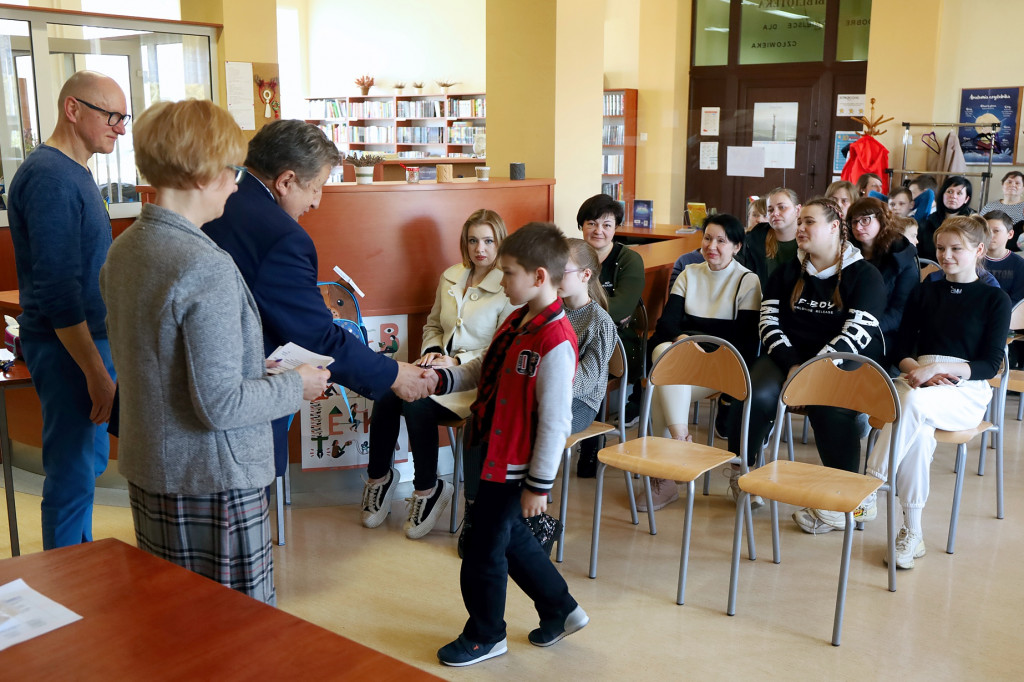 Uczniowie z Ukrainy rozpoczynają naukę w SP 8