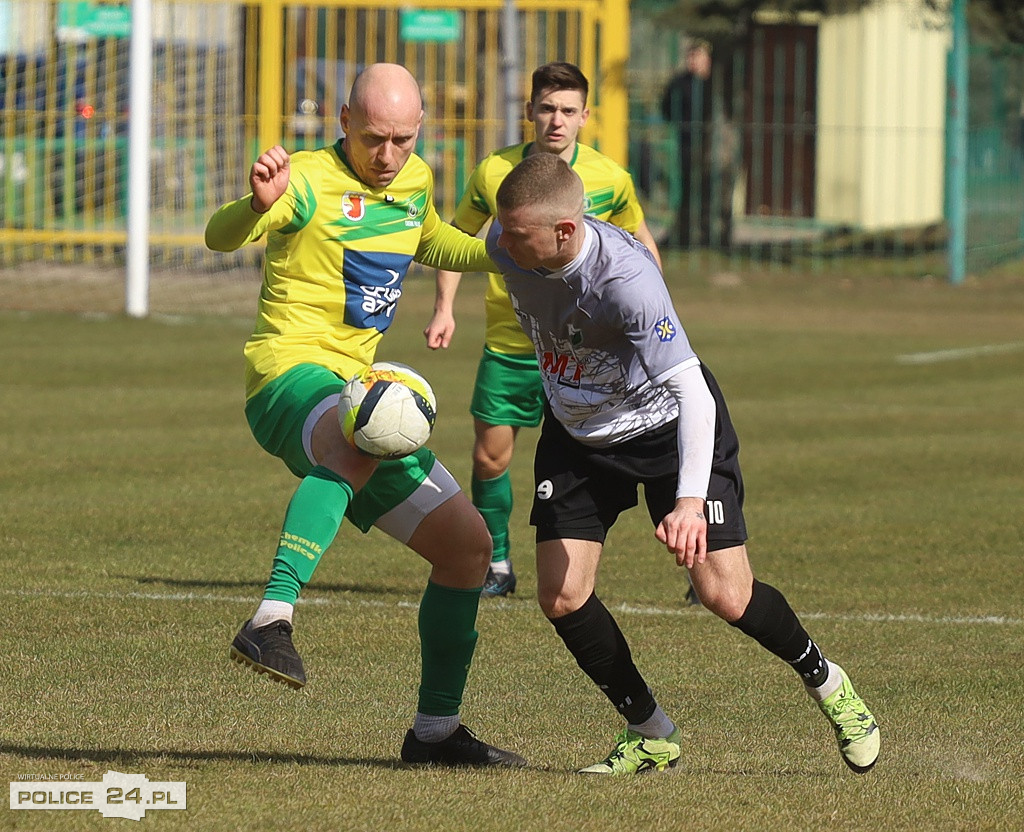 Chemik Police wygrywa z Iną Goleniów