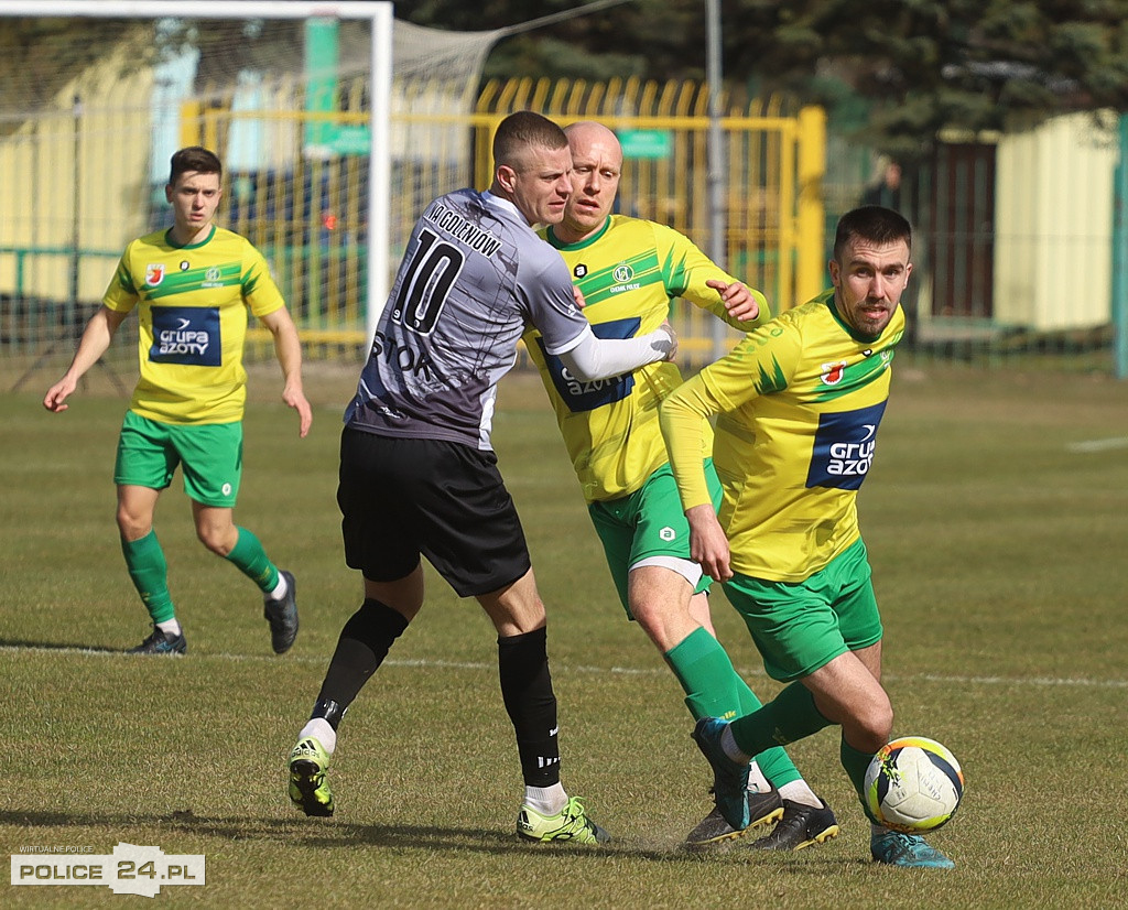 Chemik Police wygrywa z Iną Goleniów