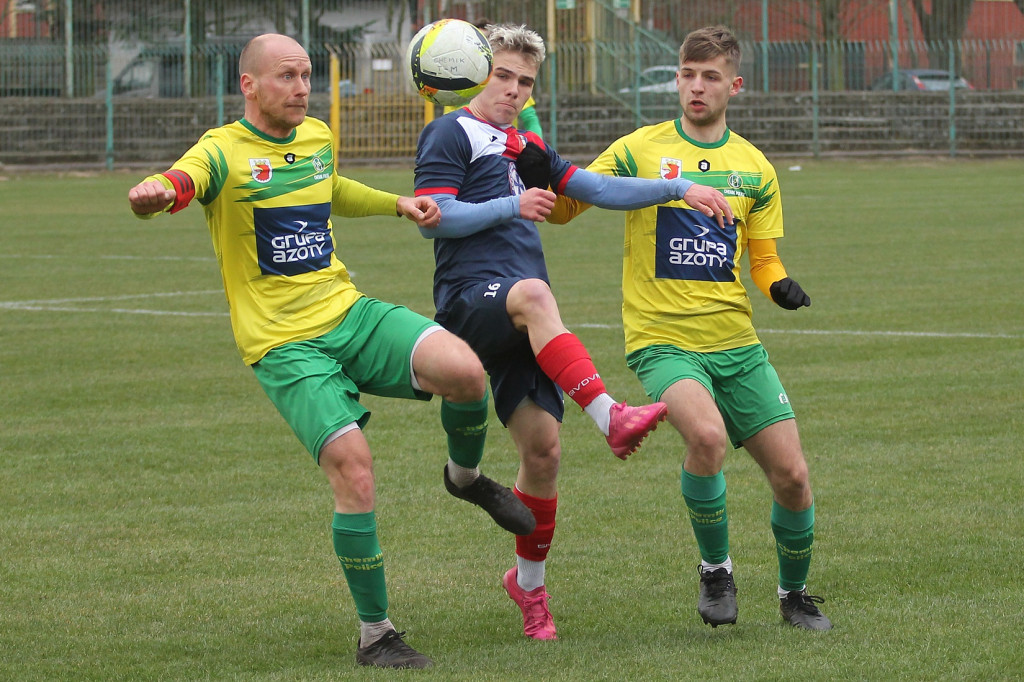 Chemik Police wygrywa z Olimpem Gościno