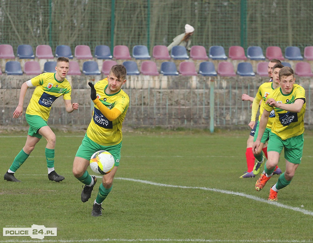 Chemik Police wygrywa z Olimpem Gościno