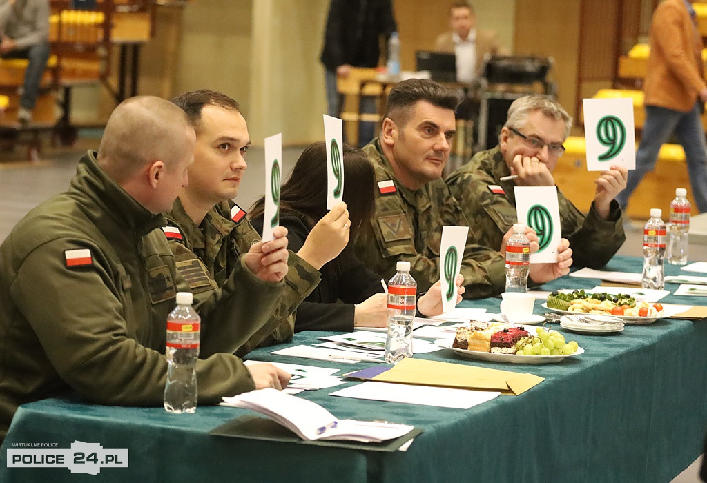 Police. Zachodniopomorski Przegląd Musztry Klas Mundurowych
