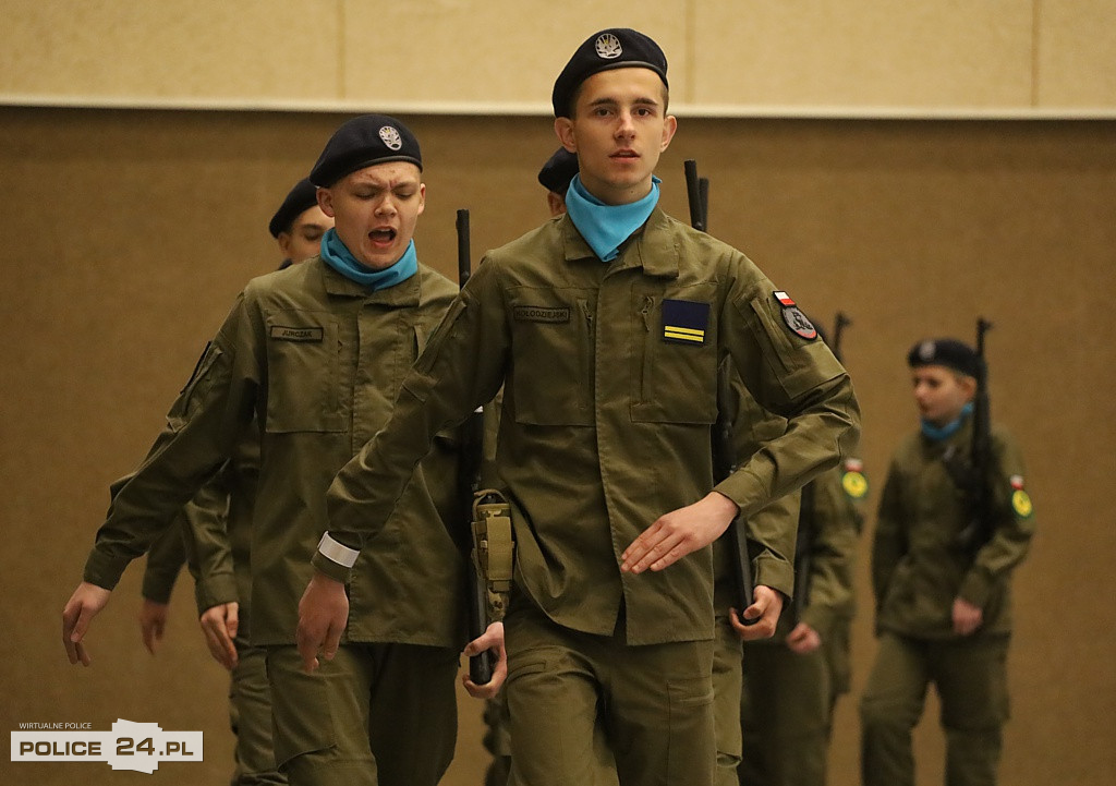 Police. Zachodniopomorski Przegląd Musztry Klas Mundurowych