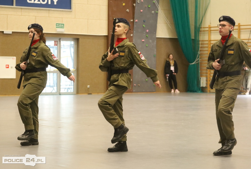 Police. Zachodniopomorski Przegląd Musztry Klas Mundurowych