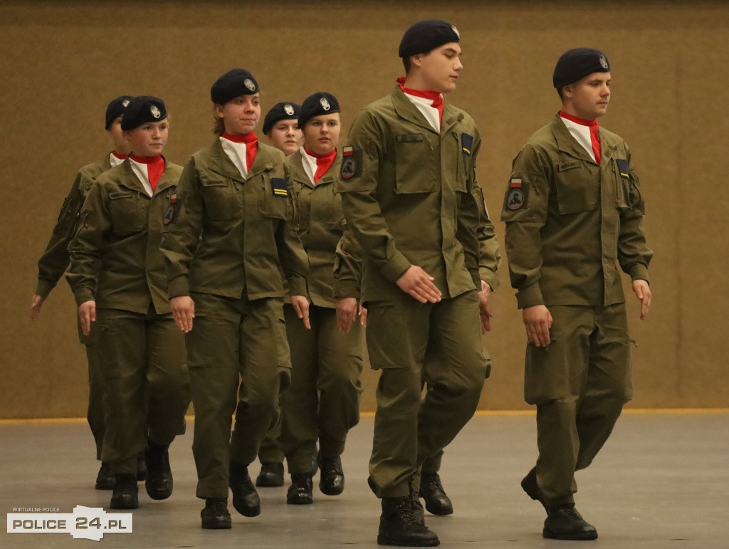 Police. Zachodniopomorski Przegląd Musztry Klas Mundurowych