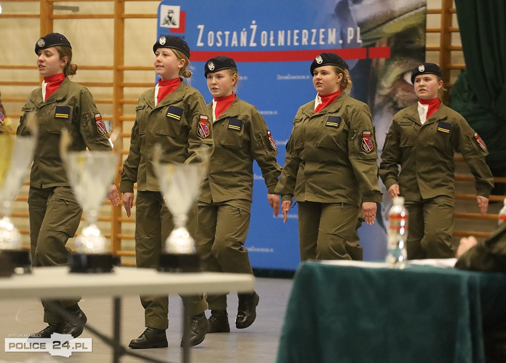 Police. Zachodniopomorski Przegląd Musztry Klas Mundurowych