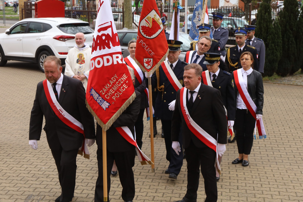 Msza za Ojczyznę w kościele pw. św. Kazimierza w Policach