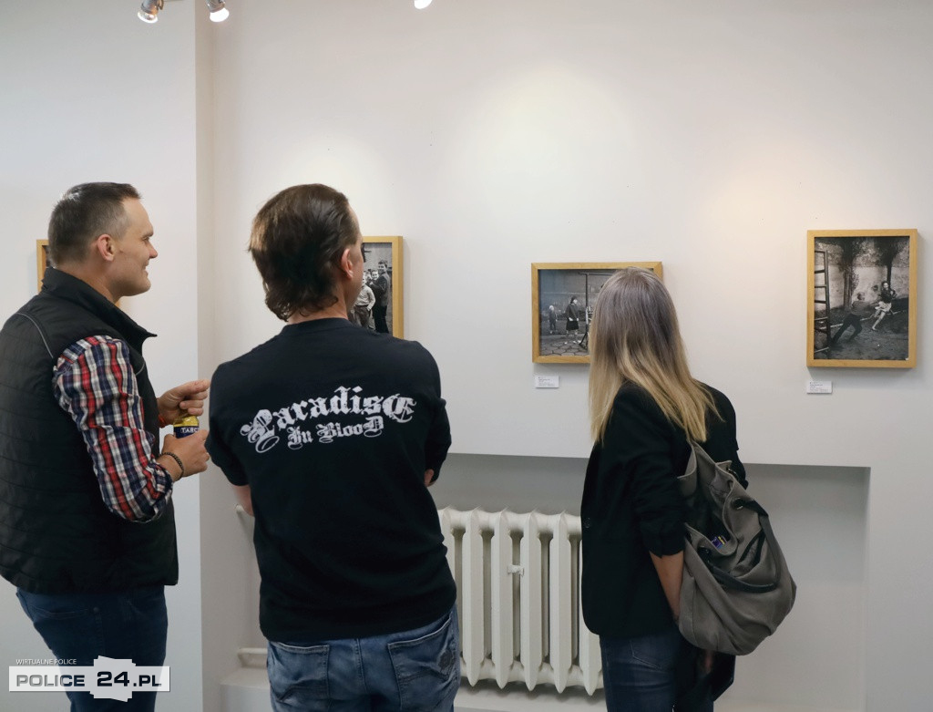 Wystawa fotografii Bogdana Dziworskiego w polickim MOK