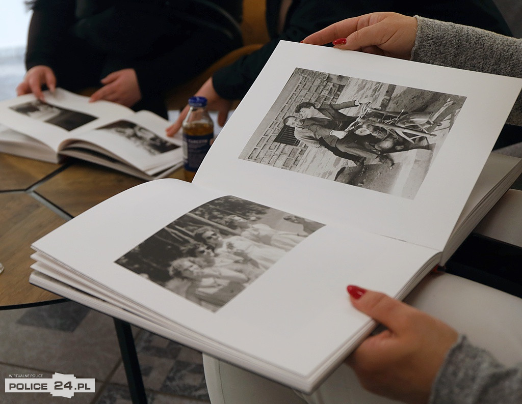 Wystawa fotografii Bogdana Dziworskiego w polickim MOK
