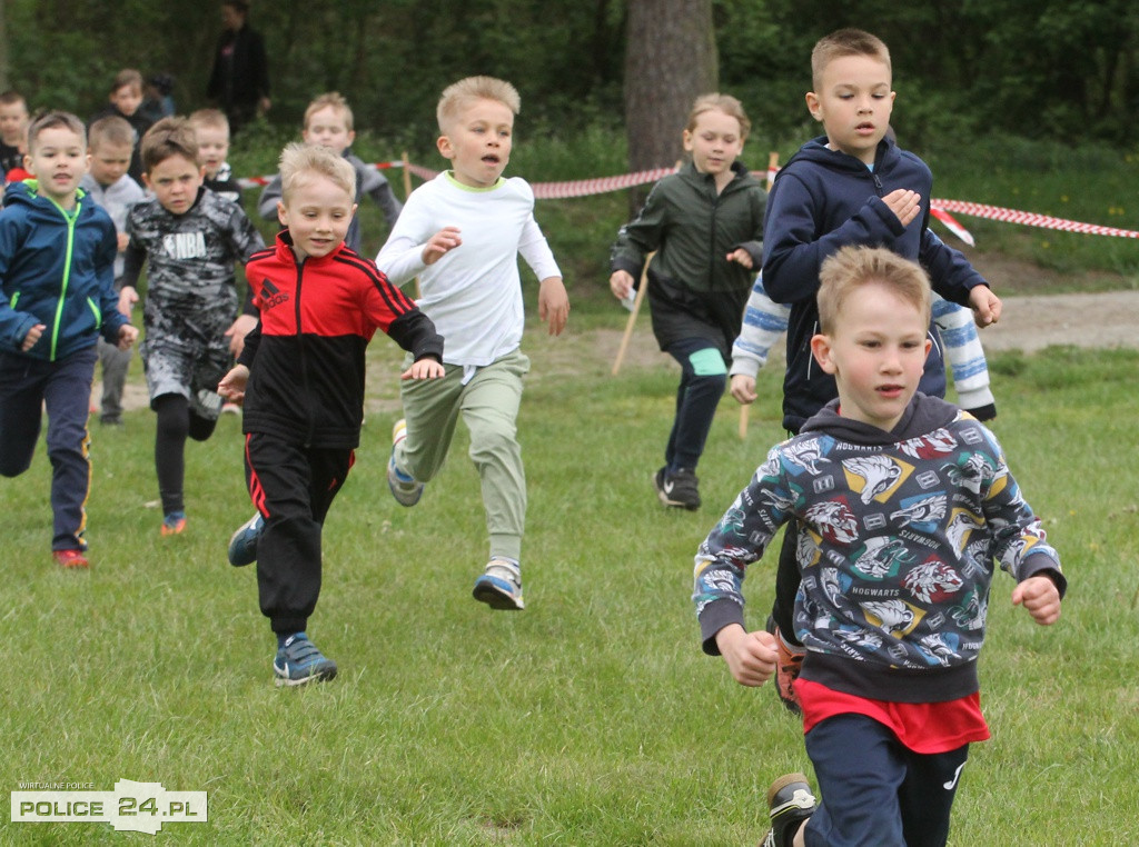 Police: Szkolna Liga Biegów Przełajowych 2021/2022 - V edycja
