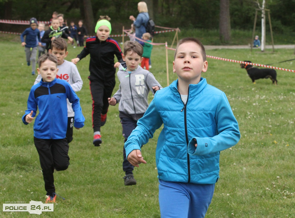Police: Szkolna Liga Biegów Przełajowych 2021/2022 - V edycja