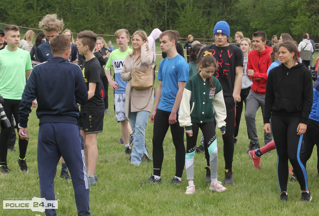 Police: Szkolna Liga Biegów Przełajowych 2021/2022 - V edycja