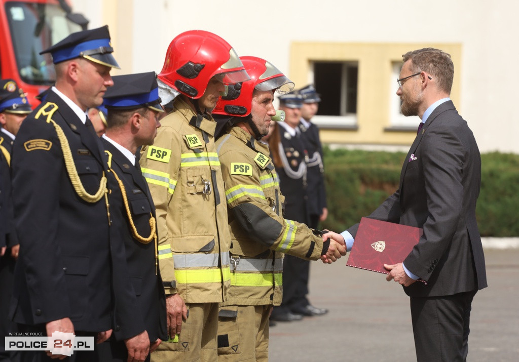 Powiatowe Obchody Dnia Strażaka w Policach