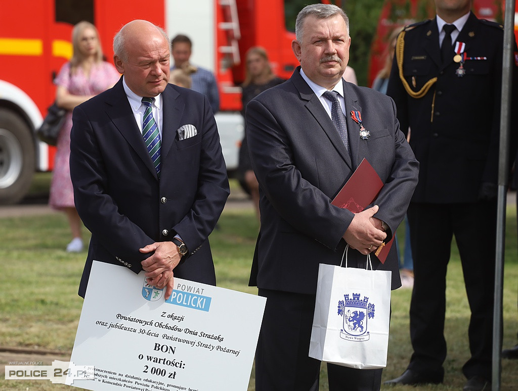 Powiatowe Obchody Dnia Strażaka w Policach