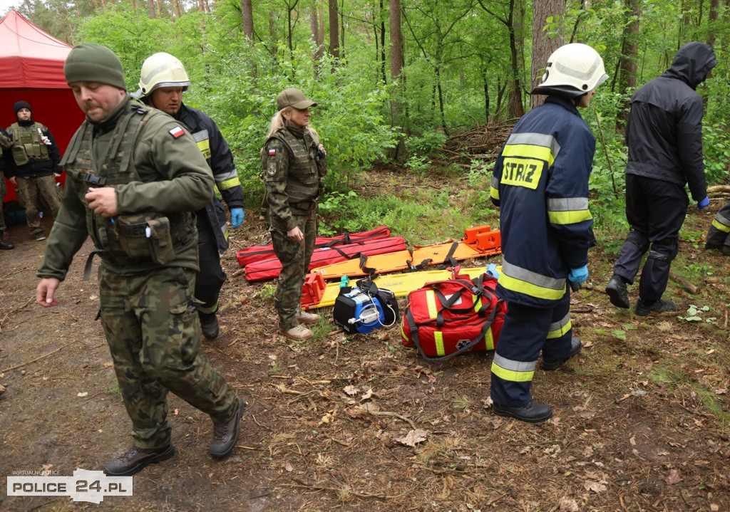 Pożar w szkole, wypadek, poród – ćwiczenia służb w Trzebieży