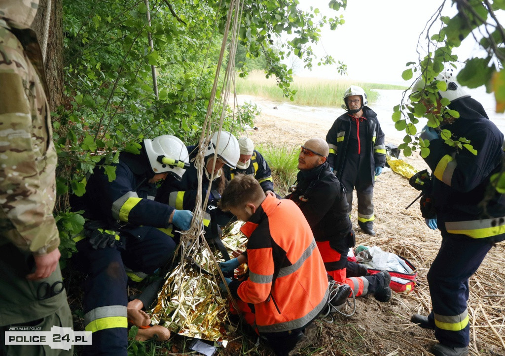 Pożar w szkole, wypadek, poród – ćwiczenia służb w Trzebieży