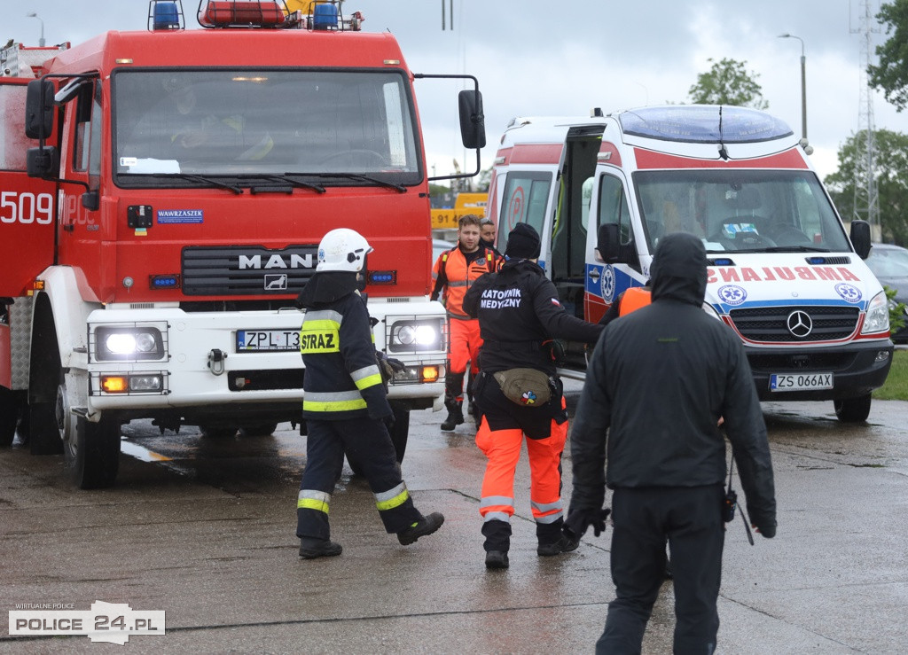 Pożar w szkole, wypadek, poród – ćwiczenia służb w Trzebieży