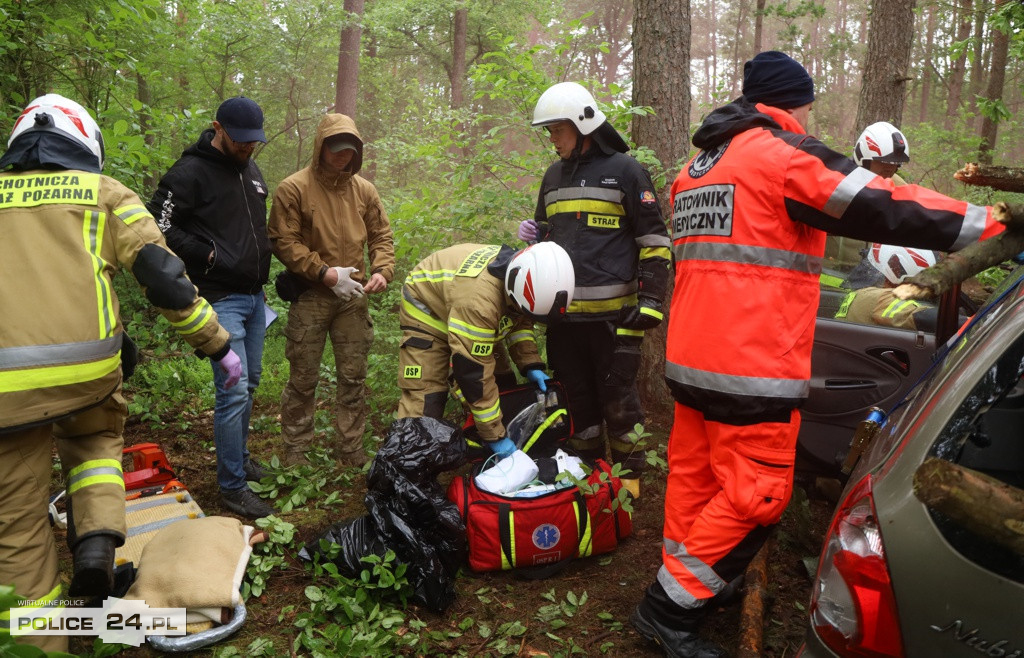 Pożar w szkole, wypadek, poród – ćwiczenia służb w Trzebieży