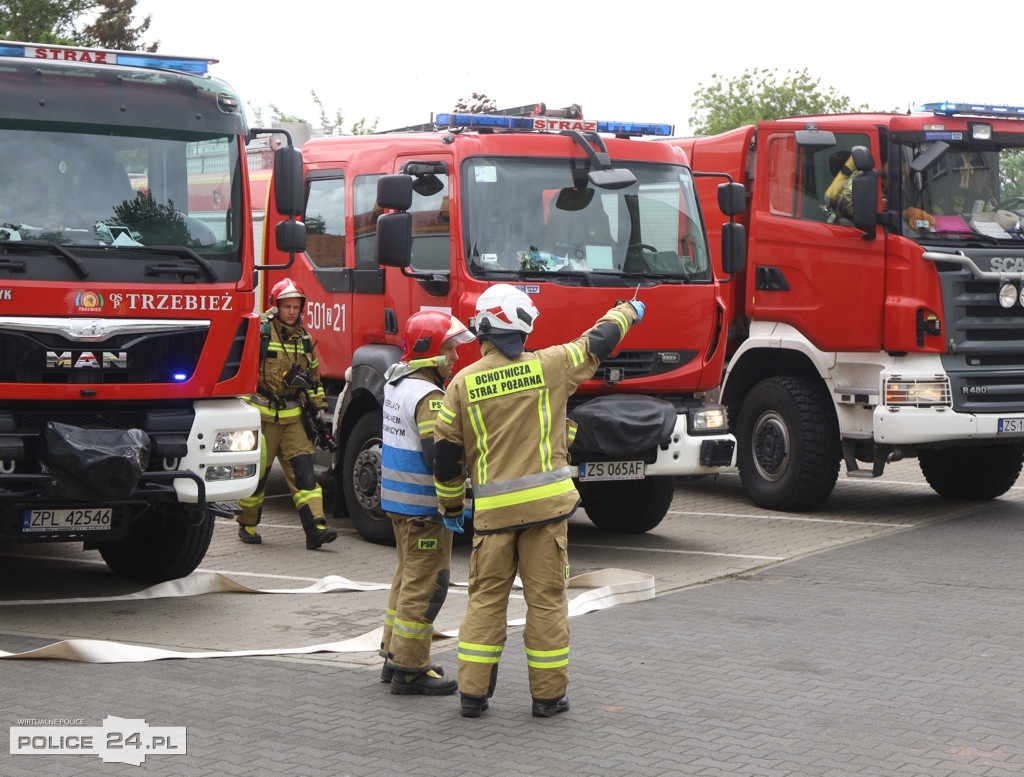 Pożar w szkole, wypadek, poród – ćwiczenia służb w Trzebieży