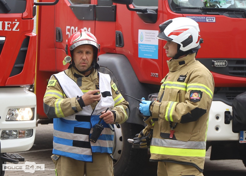 Pożar w szkole, wypadek, poród – ćwiczenia służb w Trzebieży