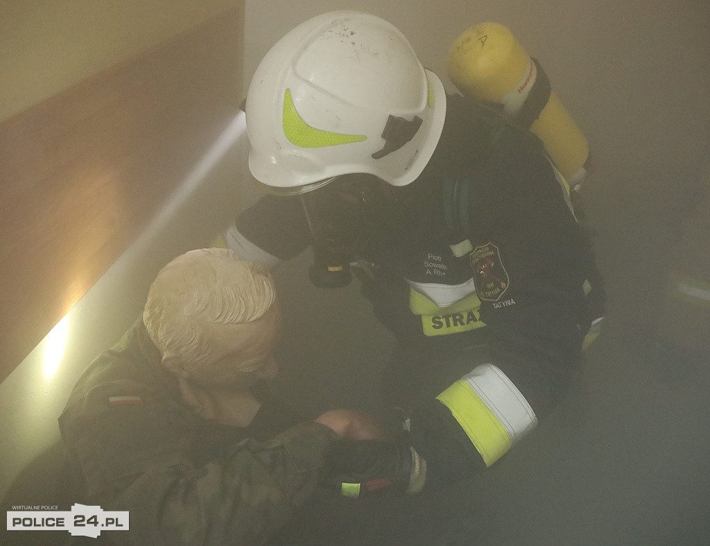 Pożar w szkole, wypadek, poród – ćwiczenia służb w Trzebieży
